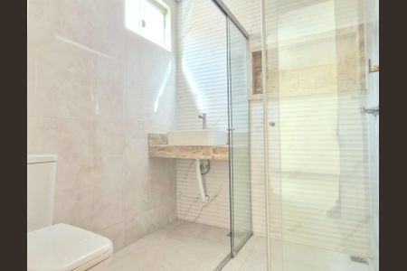 Casa à venda com 167m², 4 quartos e 1 vaga Casa à venda com 167m², 4 quartos e 1 vagaBanheiro 1