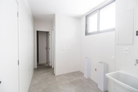 Casa de condomínio à venda com 415m², 4 quartos e 4 vagasÁrea de Serviço