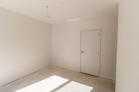 Casa de condomínio à venda com 415m², 4 quartos e 4 vagasSuíte 2