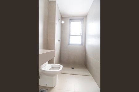 Casa de condomínio à venda com 415m², 4 quartos e 4 vagasBanheiro da Suíte 2