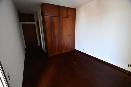 Apartamento à venda com 137m², 3 quartos e 2 vagas Suíte