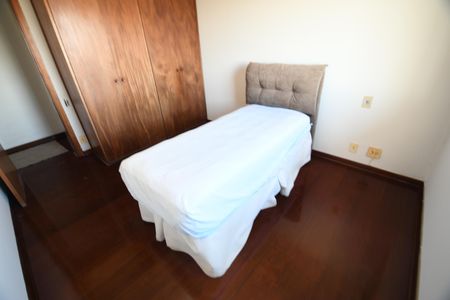 Apartamento à venda com 137m², 3 quartos e 2 vagasQuarto 2