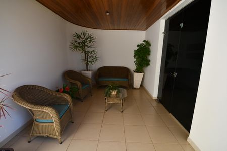Apartamento à venda com 137m², 3 quartos e 2 vagasHall social