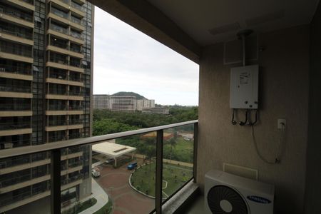 Apartamento à venda com 70m², 2 quartos e 1 vagaSuíte 2 - Varanda