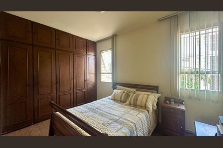 Apartamento à venda com 138m², 4 quartos e 2 vagasQuarto 3