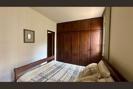 Apartamento à venda com 138m², 4 quartos e 2 vagasQuarto 3