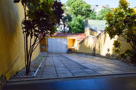 Casa de condomínio para alugar com 600m², 4 quartos e 2 vagasGaragem