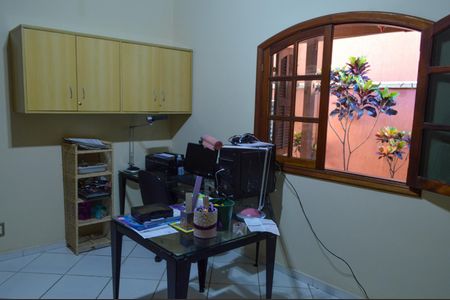 Casa de condomínio para alugar com 600m², 4 quartos e 2 vagasQuarto 2