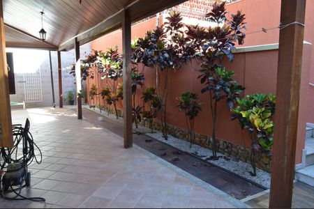 Casa de condomínio para alugar com 600m², 4 quartos e 2 vagasVaranda 2