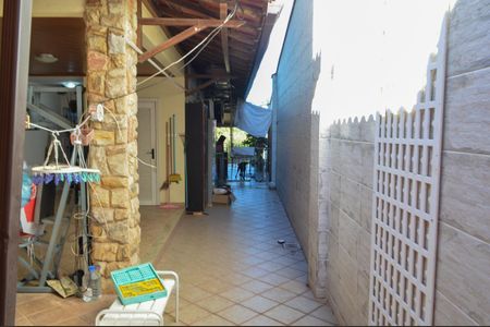 Casa de condomínio para alugar com 600m², 4 quartos e 2 vagasÁrea de Serviço