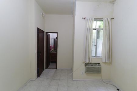 Casa à venda com 151m², 3 quartos e 2 vagas Casa à venda com 151m², 3 quartos e 2 vagasQuarto 2 - Suíte