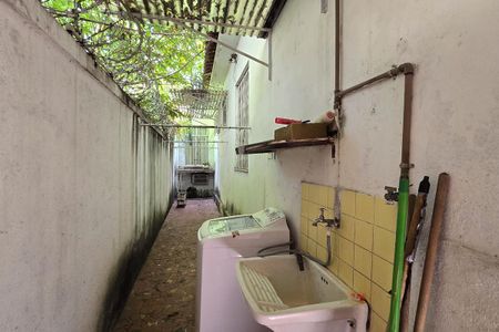 Casa à venda com 151m², 3 quartos e 2 vagas Casa à venda com 151m², 3 quartos e 2 vagasÁrea de Serviço