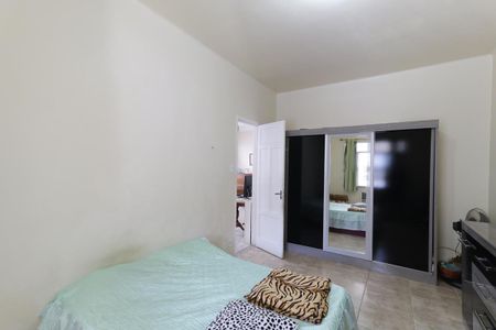 Casa à venda com 151m², 3 quartos e 2 vagas Casa à venda com 151m², 3 quartos e 2 vagasQuarto