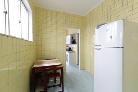 Casa à venda com 151m², 3 quartos e 2 vagas Casa à venda com 151m², 3 quartos e 2 vagasCopa