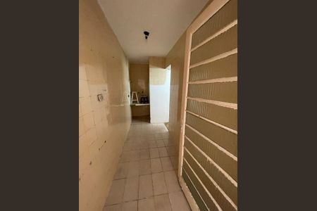 Casa à venda com 254m², 4 quartos e 2 vagas Casa à venda com 254m², 4 quartos e 2 vagasÁrea Externa