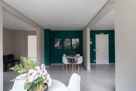 Apartamento para alugar com 33m², 2 quartos e sem vaga Apartamento para alugar com 33m², 2 quartos e sem vagaÁrea Comum - Salão de Festas