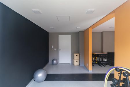 Apartamento para alugar com 33m², 2 quartos e sem vaga Apartamento para alugar com 33m², 2 quartos e sem vagaÁrea Comum - Sala de Ginástica
