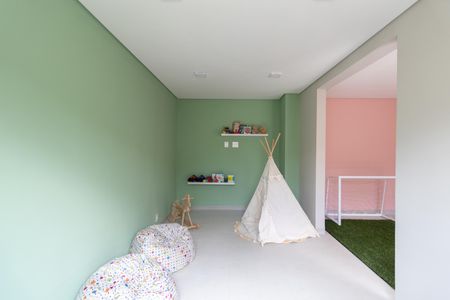 Apartamento para alugar com 33m², 2 quartos e sem vaga Apartamento para alugar com 33m², 2 quartos e sem vagaÁrea Comum - Brinquedoteca