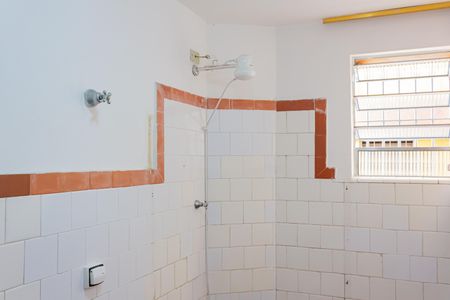 Apartamento à venda com 75m², 2 quartos e sem vaga Apartamento à venda com 75m², 2 quartos e sem vagaBanheiro