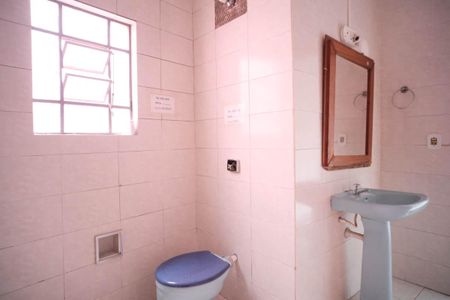 Casa à venda com 550m², 8 quartos e 4 vagasBanheiro