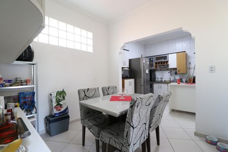 Apartamento à venda com 240m², 3 quartos e sem vagaCozinha