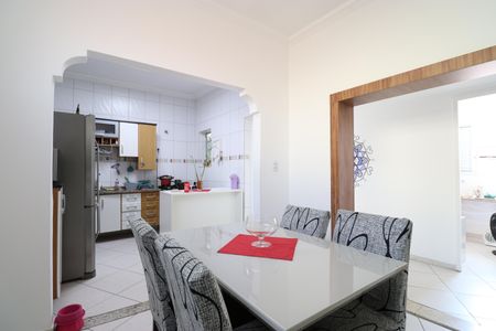 Apartamento à venda com 240m², 3 quartos e sem vagaCozinha