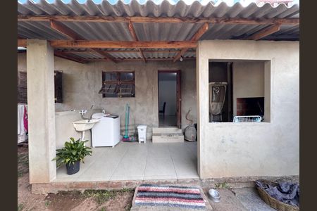 Casa à venda com 128m², 2 quartos e 2 vagas Casa à venda com 128m², 2 quartos e 2 vagasÁrea de Serviço