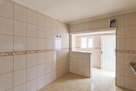 Casa à venda com 120m², 3 quartos e 3 vagas Casa à venda com 120m², 3 quartos e 3 vagasCozinha