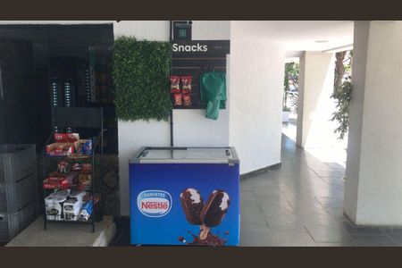 Apartamento à venda com 65m², 2 quartos e 1 vaga Apartamento à venda com 65m², 2 quartos e 1 vagaMercado