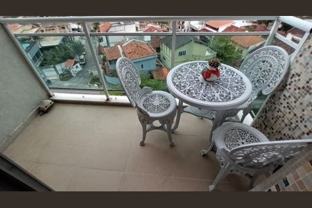 Apartamento à venda com 65m², 2 quartos e 1 vaga Apartamento à venda com 65m², 2 quartos e 1 vagaVaranda