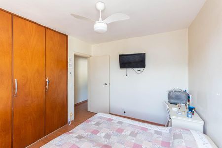 Apartamento à venda com 105m², 3 quartos e 1 vagaQuarto 2