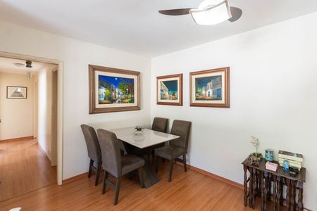 Apartamento à venda com 105m², 3 quartos e 1 vagaSala