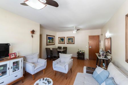 Apartamento à venda com 105m², 3 quartos e 1 vagaSala