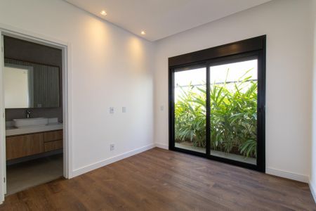 Casa de condomínio à venda com 240m², 3 quartos e 4 vagas Casa de condomínio à venda com 240m², 3 quartos e 4 vagasSuíte 3
