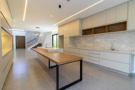 Casa de condomínio à venda com 240m², 3 quartos e 4 vagas Casa de condomínio à venda com 240m², 3 quartos e 4 vagasCozinha