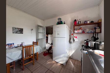 Casa à venda com 80m², 2 quartos e 1 vaga Casa à venda com 80m², 2 quartos e 1 vagaCozinha