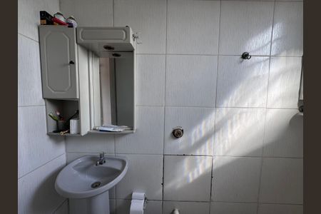Casa à venda com 80m², 2 quartos e 1 vaga Casa à venda com 80m², 2 quartos e 1 vagaBanheiro 2