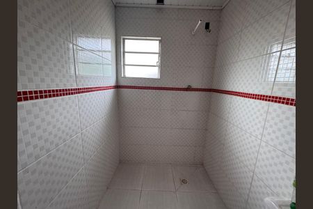 Casa à venda com 80m², 2 quartos e 1 vaga Casa à venda com 80m², 2 quartos e 1 vagaBanheiro