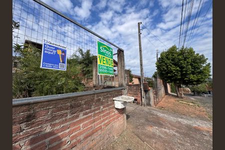 Casa à venda com 80m², 2 quartos e 1 vaga Casa à venda com 80m², 2 quartos e 1 vagaPlaca