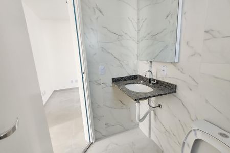 Apartamento à venda com 56m², 2 quartos e 1 vaga Apartamento à venda com 56m², 2 quartos e 1 vagaBanheiro