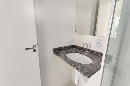 Apartamento à venda com 56m², 2 quartos e 1 vaga Apartamento à venda com 56m², 2 quartos e 1 vagaBanheiro