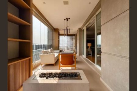 Apartamento à venda com 357m², 3 quartos e 6 vagas Apartamento à venda com 357m², 3 quartos e 6 vagasFoto 02