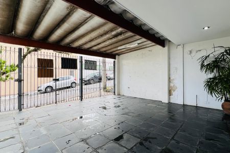Casa para alugar com 342m², 5 quartos e 5 vagas Casa para alugar com 342m², 5 quartos e 5 vagasGaragem