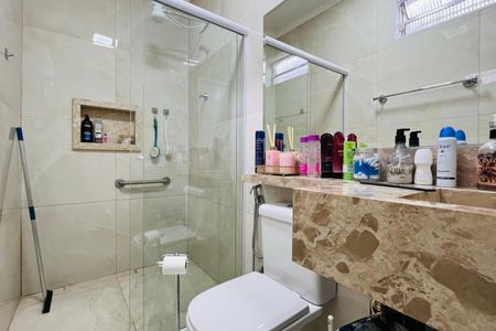 Casa para alugar com 342m², 5 quartos e 5 vagas Casa para alugar com 342m², 5 quartos e 5 vagasBanheiro da Suíte 3