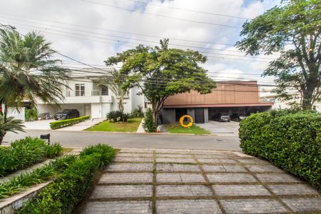 Casa de condomínio à venda com 540m², 4 quartos e 6 vagasVista da Sala
