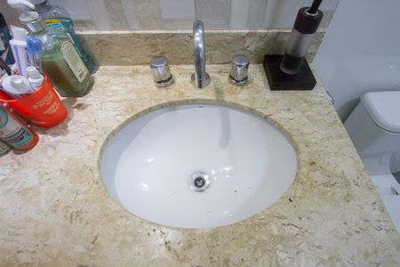 Apartamento à venda com 54m², 1 quarto e 1 vaga Apartamento à venda com 54m², 1 quarto e 1 vagaBanheiro