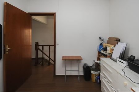 Casa à venda com 130m², 5 quartos e 2 vagas Casa à venda com 130m², 5 quartos e 2 vagasQuarto 1