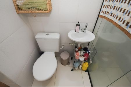 Casa à venda com 130m², 5 quartos e 2 vagas Casa à venda com 130m², 5 quartos e 2 vagasBanheiro da Suíte 3