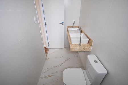 Apartamento à venda com 90m², 3 quartos e 2 vagas Apartamento à venda com 90m², 3 quartos e 2 vagasBanheiro da Suíte