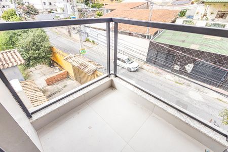 Apartamento à venda com 90m², 3 quartos e 2 vagas Apartamento à venda com 90m², 3 quartos e 2 vagasVaranda